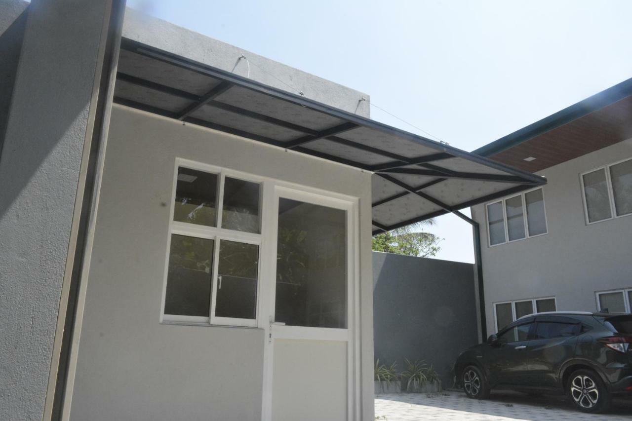 Fox Villa Wattala Luaran gambar