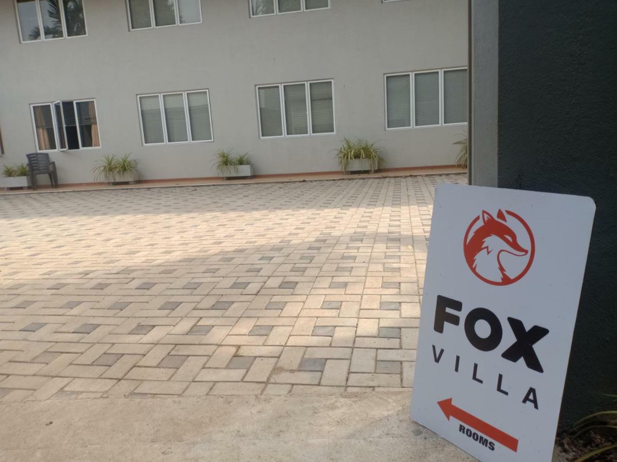 Fox Villa Wattala Luaran gambar